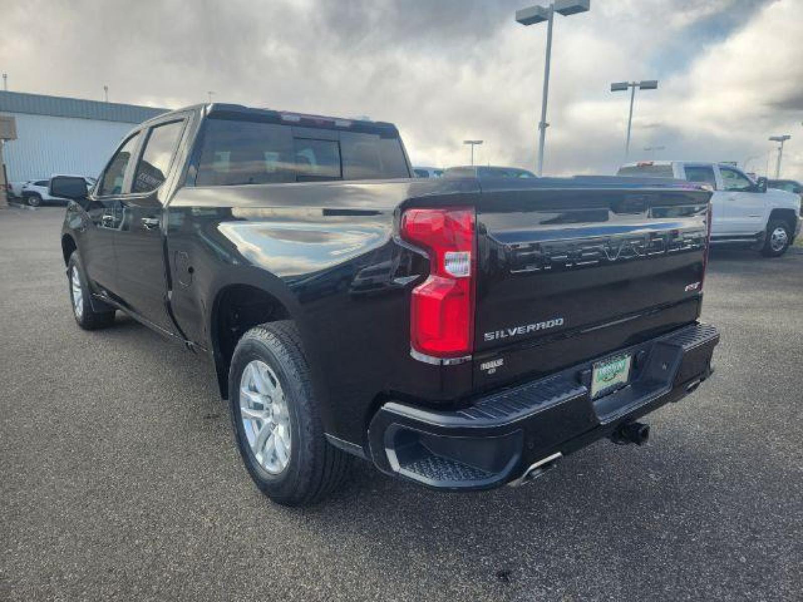 2020 Black /Jet Black, leather Chevrolet Silverado 1500 RST Crew Cab 4WD (1GCUYEEL3LZ) with an 6.2L V8 OHV 16V engine, Automatic transmission, located at 1235 N Woodruff Ave., Idaho Falls, 83401, (208) 523-1053, 43.507172, -112.000488 - Photo #3