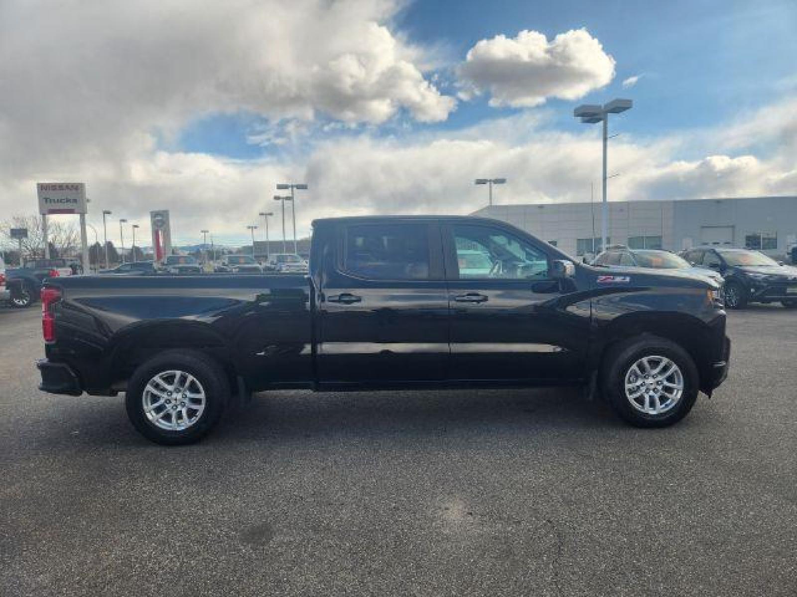 2020 Black /Jet Black, leather Chevrolet Silverado 1500 RST Crew Cab 4WD (1GCUYEEL3LZ) with an 6.2L V8 OHV 16V engine, Automatic transmission, located at 1235 N Woodruff Ave., Idaho Falls, 83401, (208) 523-1053, 43.507172, -112.000488 - Photo #6