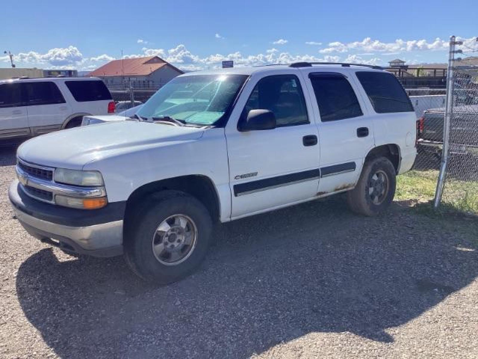 2000 Chevrolet Tahoe 4WD (1GNEK13T2YJ) with an 5.3L V8 OHV 16V engine, 4-Speed Automatic transmission, located at 1235 N Woodruff Ave., Idaho Falls, 83401, (208) 523-1053, 43.507172, -112.000488 - At Timberline Auto it is always easy to find a great deal on your next vehicle! Our experienced sales staff can help find the right vehicle will fit your needs. Our knowledgeable finance department has options for almost any credit score. We offer many warranty contract options to protect you new pr - Photo #0
